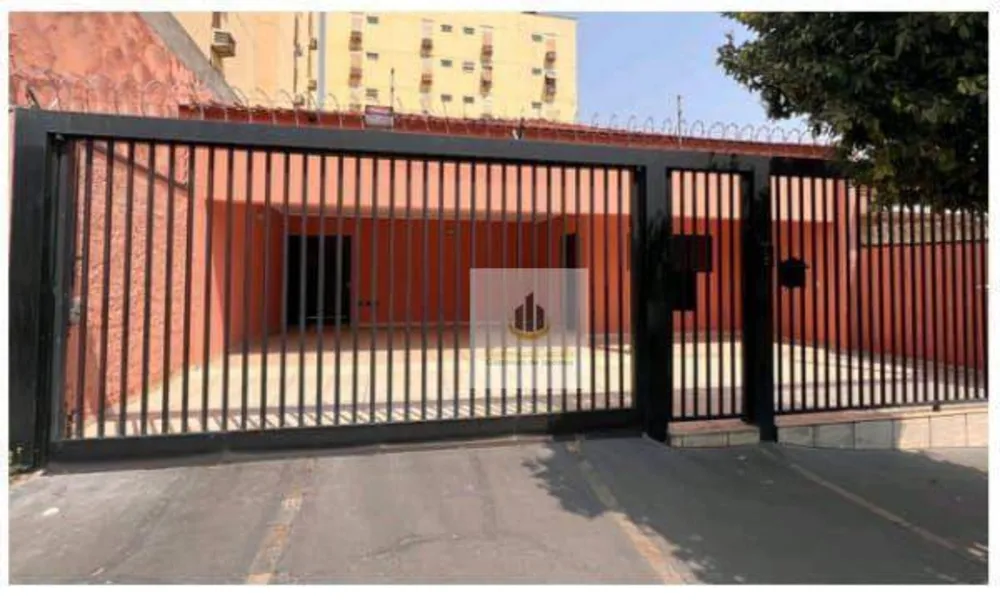 Casa, 3 quartos, 258 m² - Foto 1