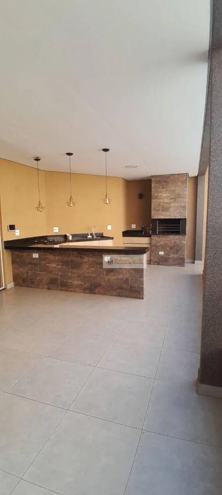 Casa, 3 quartos, 254 m² - Foto 1