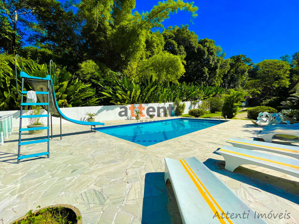 Casa à venda com 8 quartos, 500m² - Foto 7