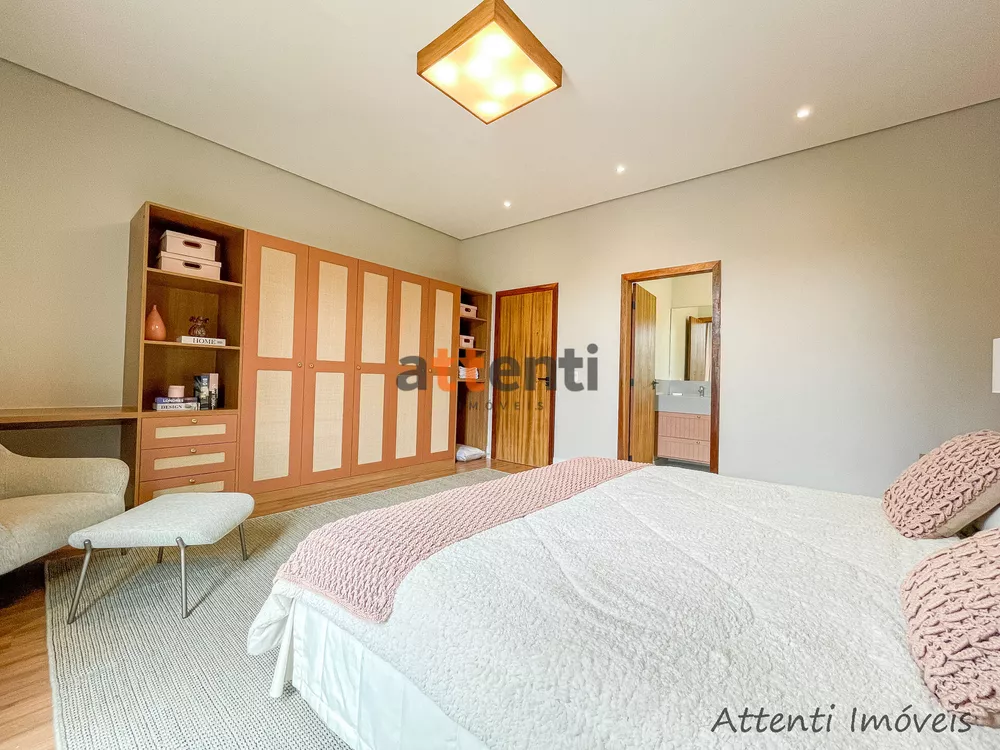 Casa, 4 quartos, 330 m² - Foto 19