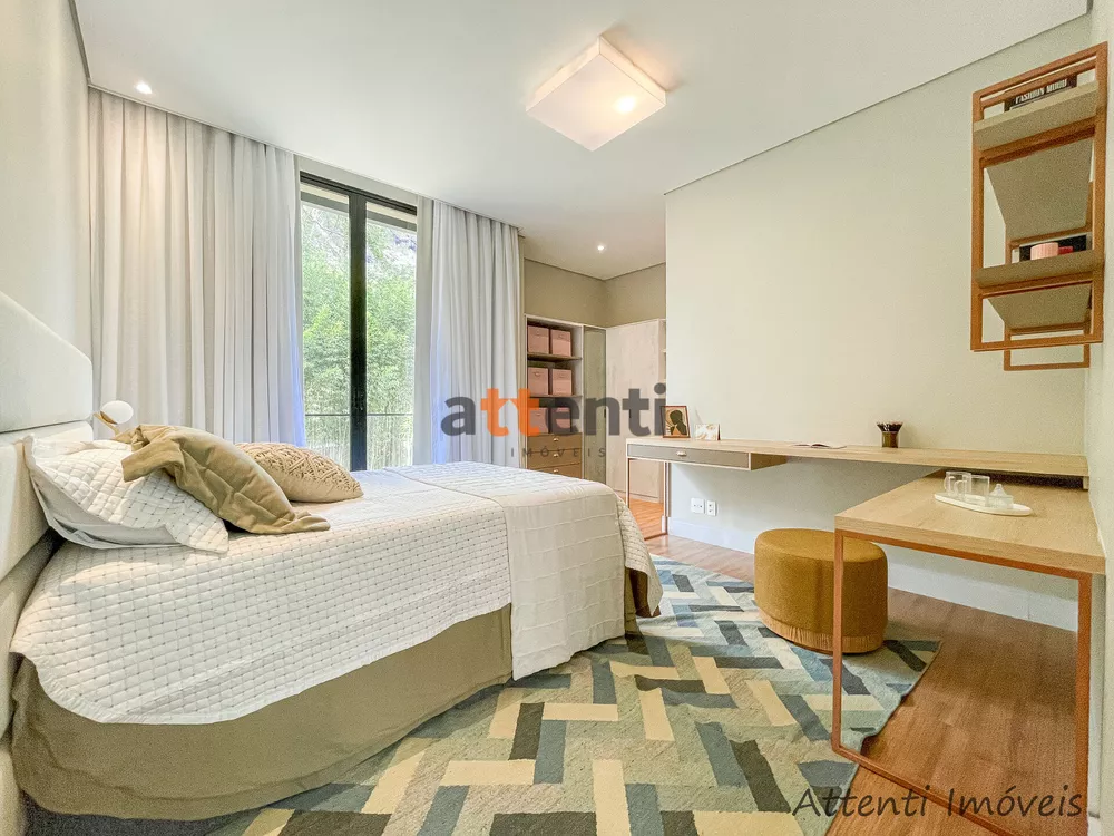 Casa, 4 quartos, 330 m² - Foto 22