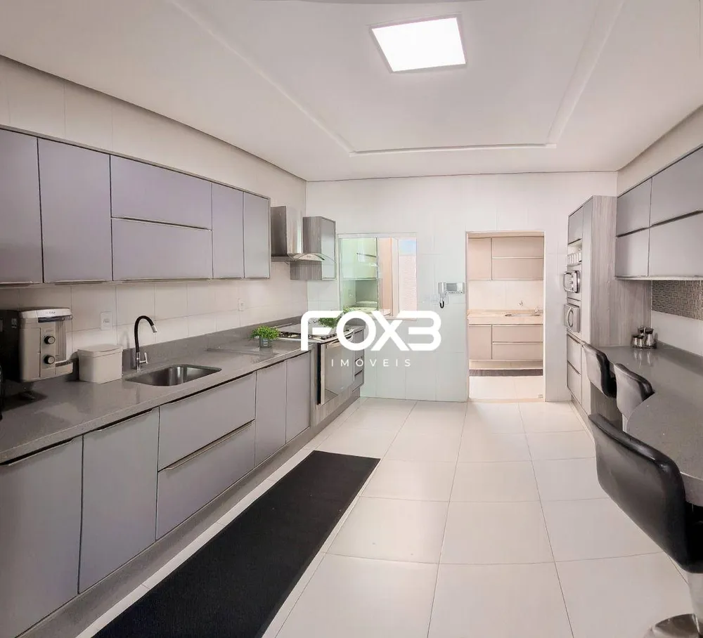 Casa, 3 quartos, 220 m² - Foto 6