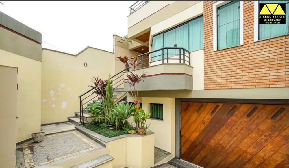 Casa, 3 quartos, 300 m² - Foto 1