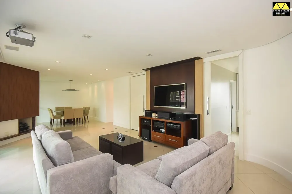 Apartamento, 3 quartos, 193 m² - Foto 1