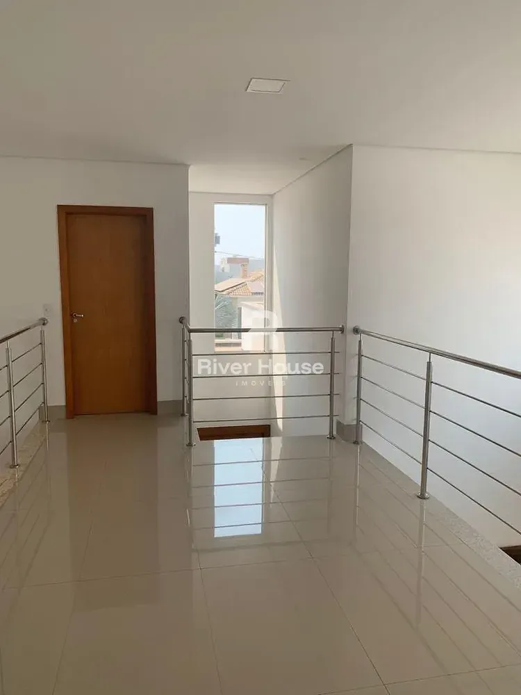 Casa, 4 quartos, 315 m² - Foto 1