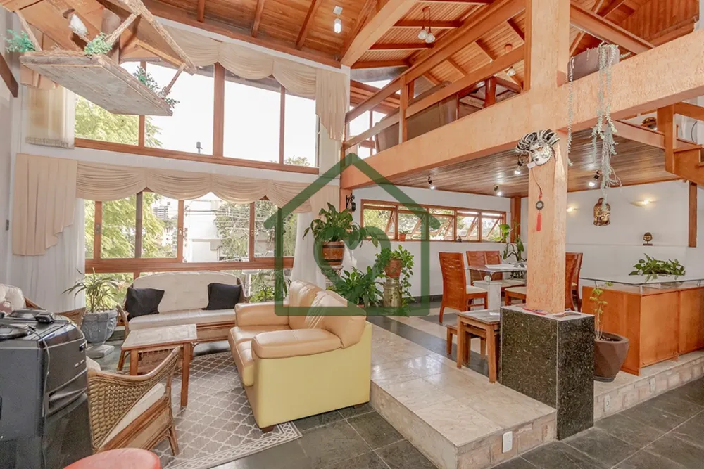 Casa, 4 quartos, 350 m² - Foto 1