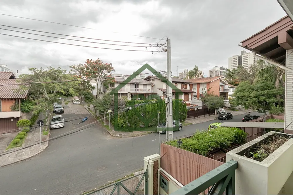 Casa, 4 quartos, 239 m² - Foto 2