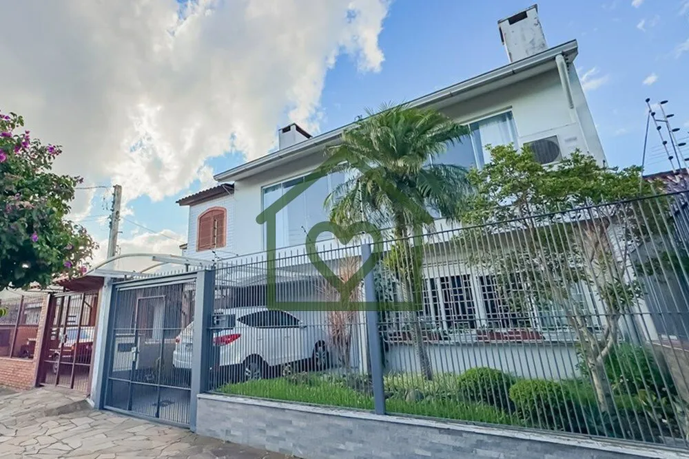 Casa, 4 quartos, 233 m² - Foto 1