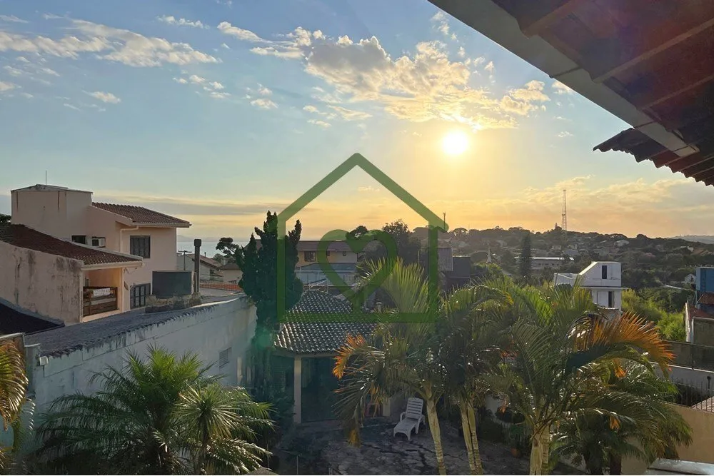 Casa, 3 quartos, 215 m² - Foto 2