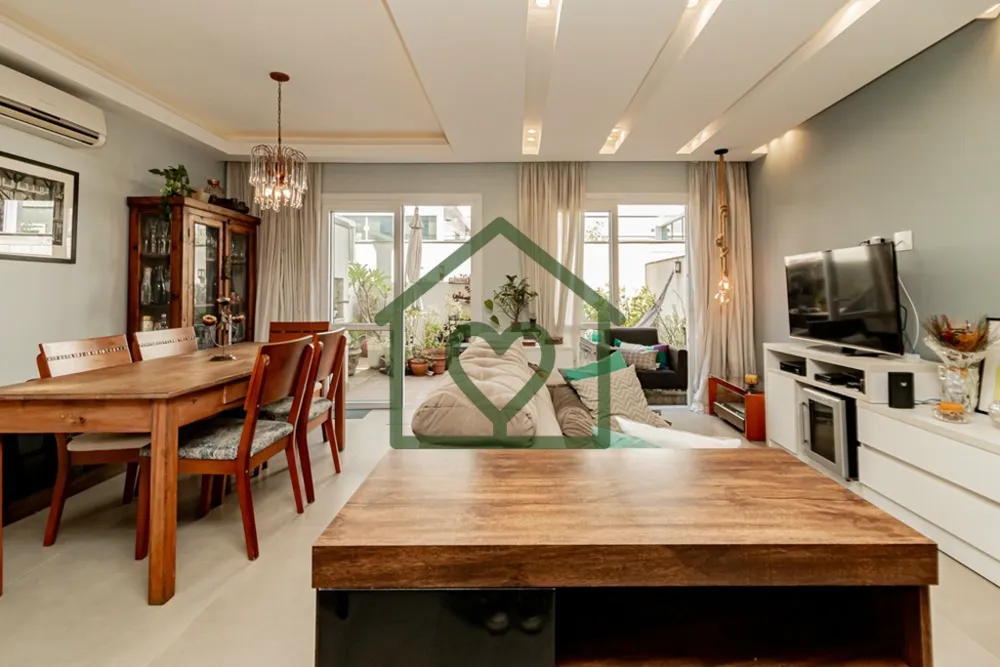Casa, 3 quartos, 195 m² - Foto 1