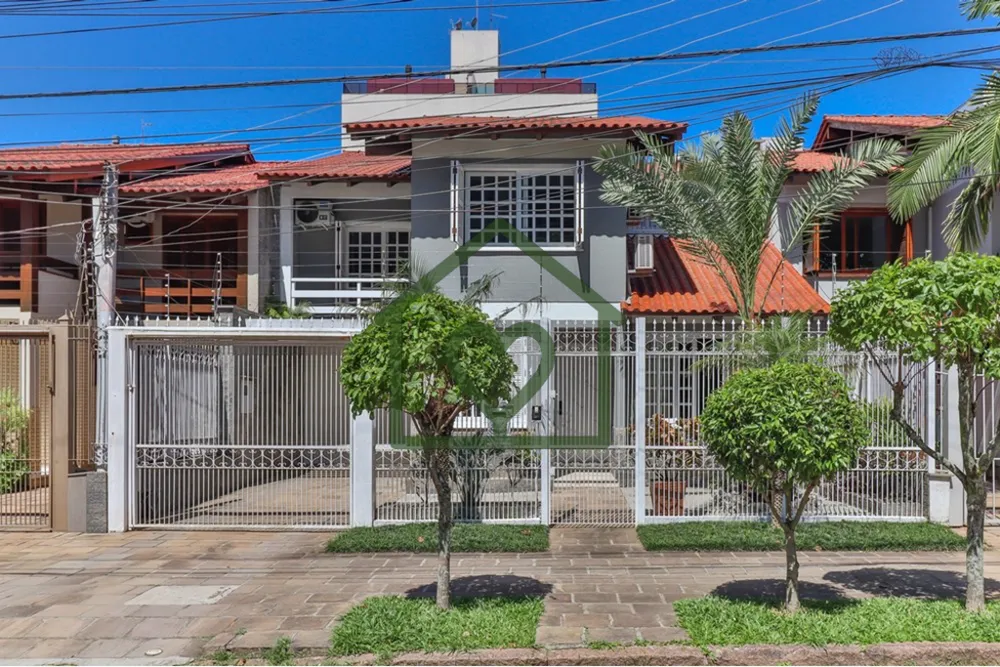 Casa, 5 quartos, 325 m² - Foto 1