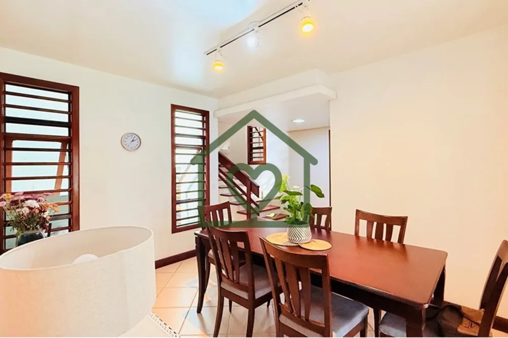 Casa, 4 quartos, 285 m² - Foto 4