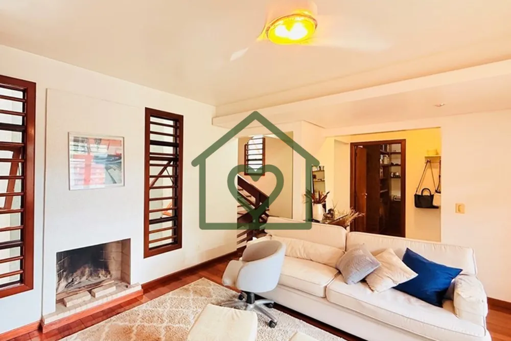 Casa, 4 quartos, 285 m² - Foto 1
