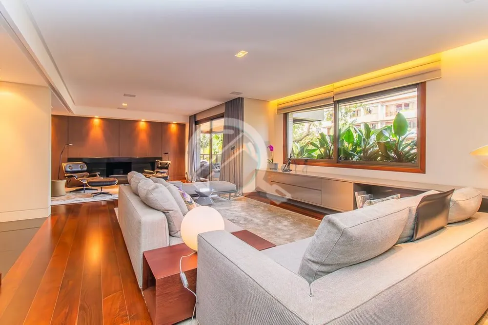 Apartamento, 3 quartos, 321 m² - Foto 1