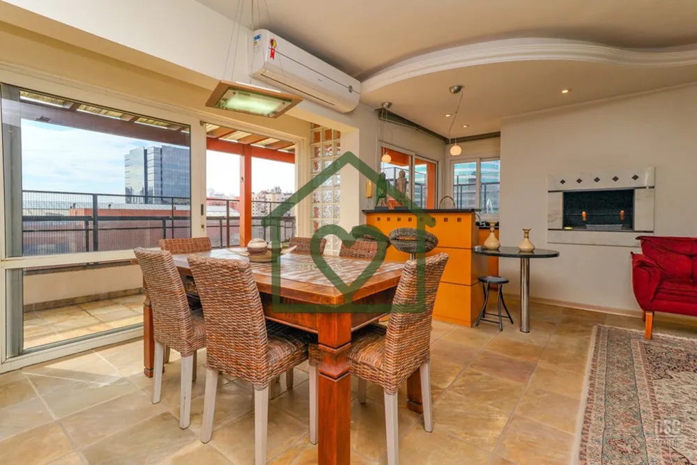 Cobertura, 3 quartos, 200 m² - Foto 1