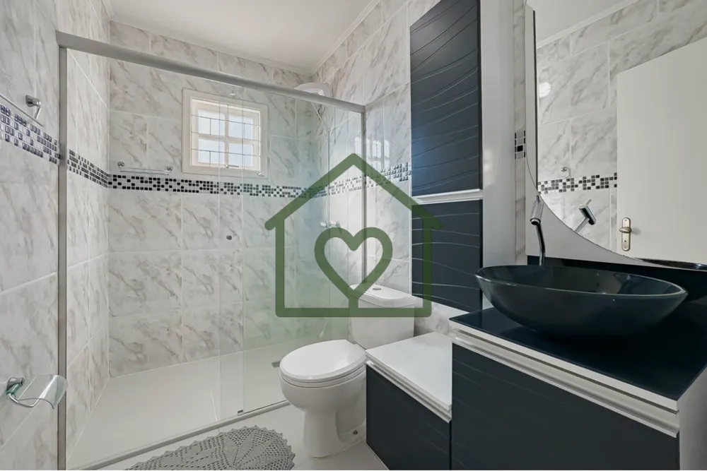 Casa, 3 quartos, 215 m² - Foto 4