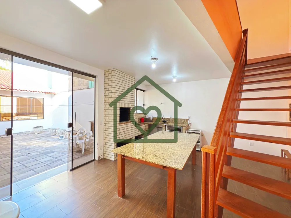 Casa, 2 quartos, 250 m² - Foto 2