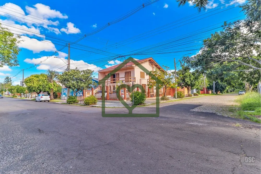 Casa, 6 quartos, 321 m² - Foto 1