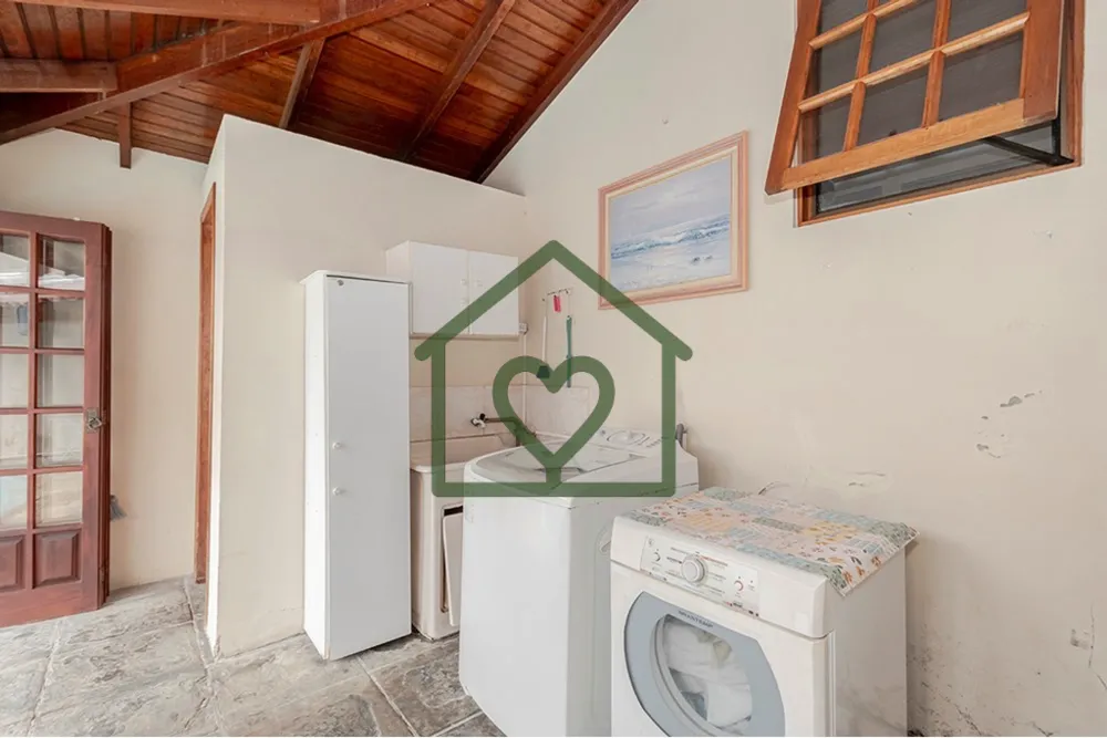 Casa, 4 quartos, 290 m² - Foto 2