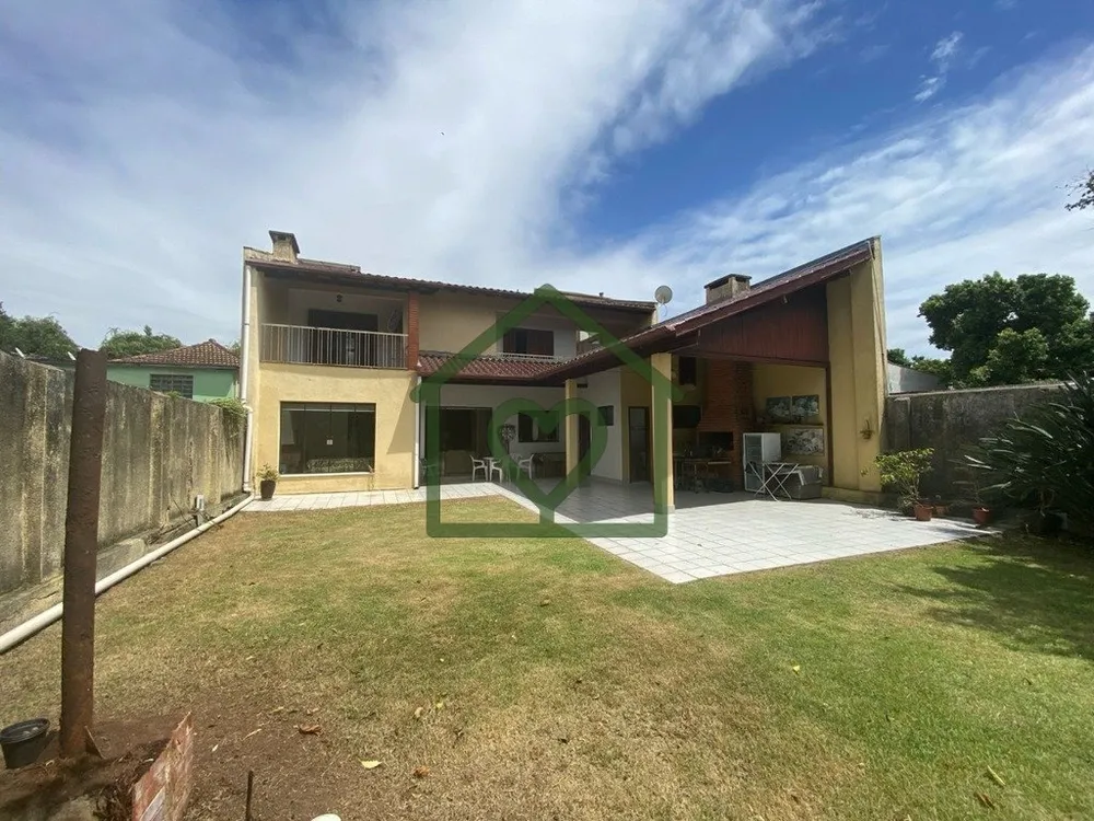 Casa, 3 quartos, 293 m² - Foto 1