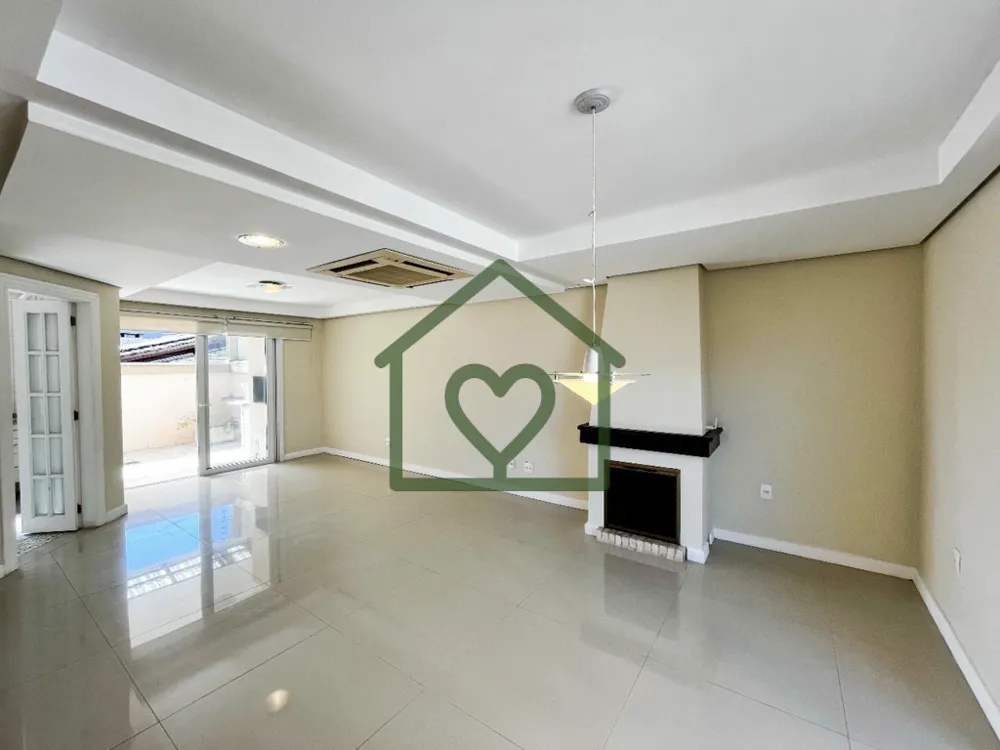 Casa, 4 quartos, 212 m² - Foto 1