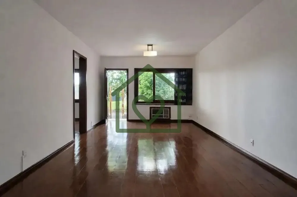 Casa, 3 quartos, 315 m² - Foto 2