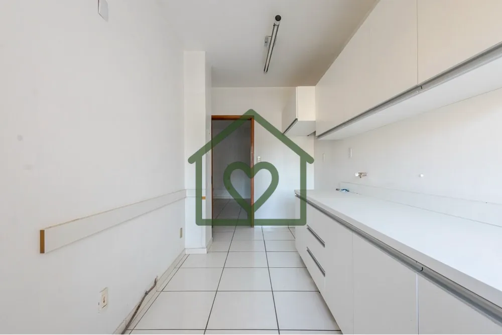 Casa, 6 quartos, 345 m² - Foto 2