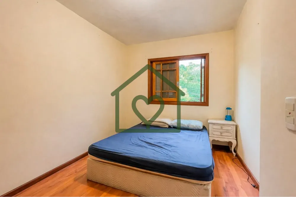 Casa, 3 quartos, 232 m² - Foto 2