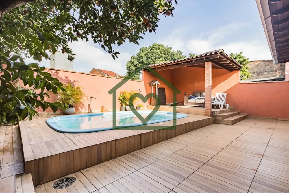 Casa, 3 quartos, 180 m² - Foto 1