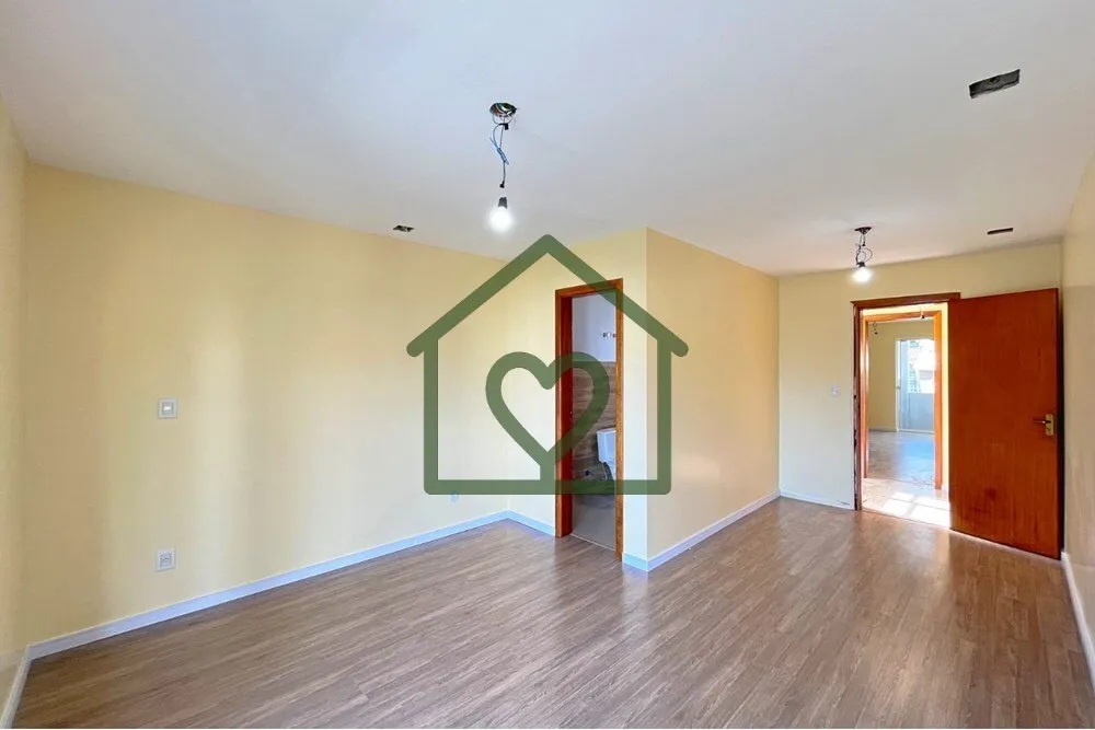 Casa, 3 quartos, 230 m² - Foto 3