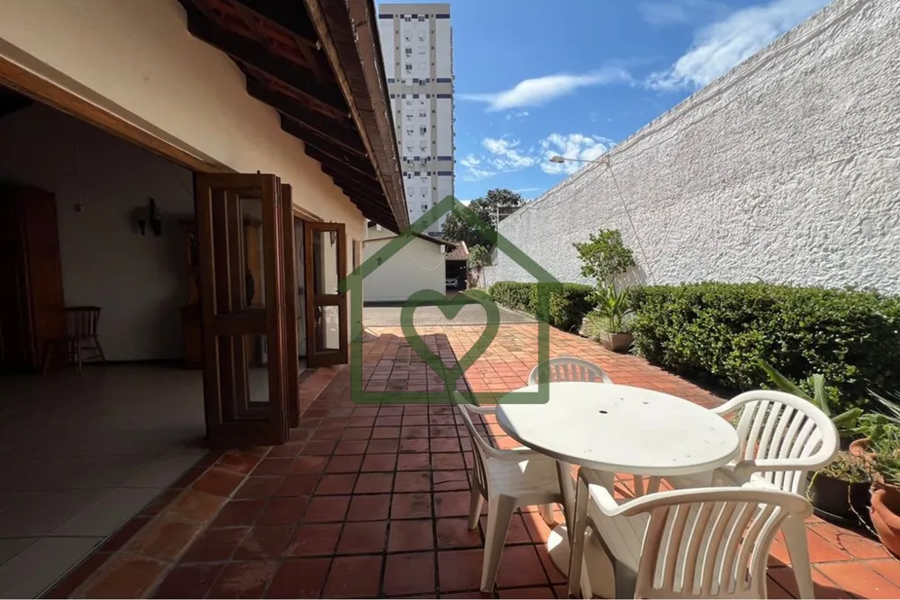 Casa, 3 quartos, 360 m² - Foto 1