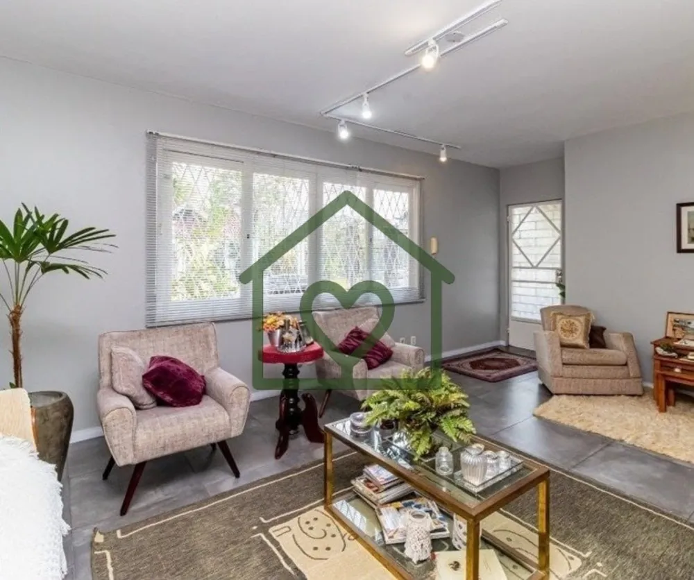 Casa, 3 quartos, 227 m² - Foto 1