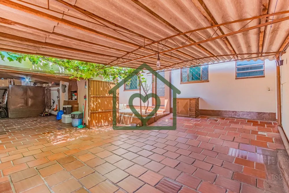 Casa, 5 quartos, 131 m² - Foto 2
