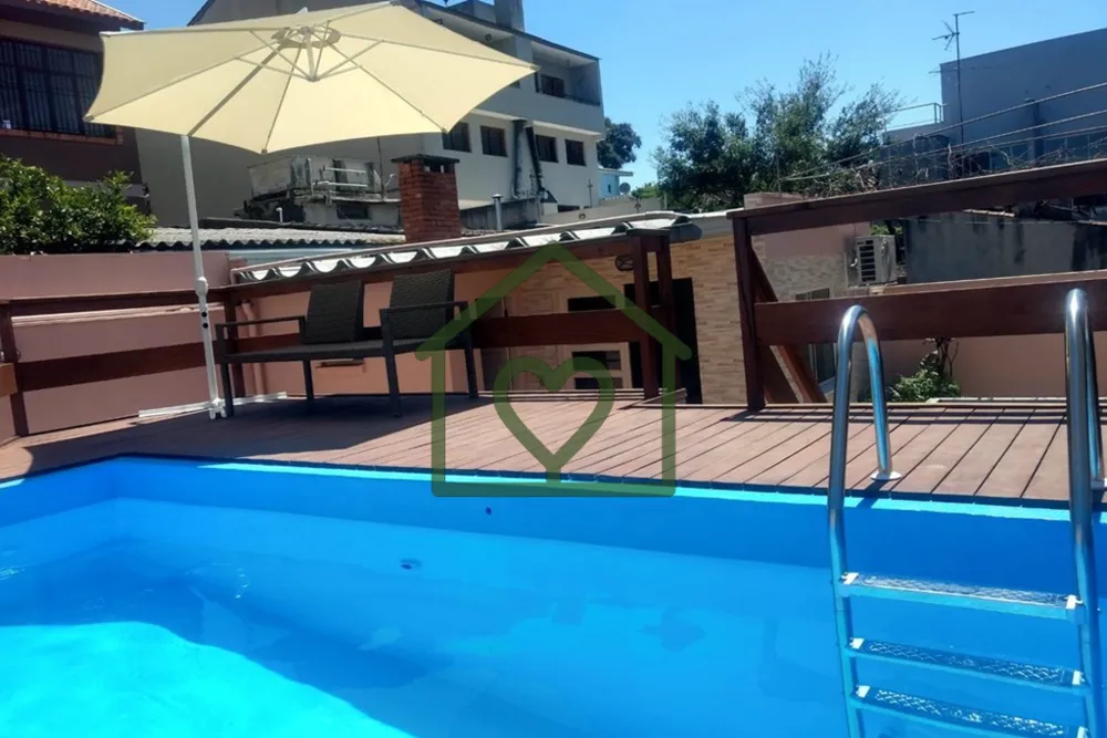 Casa, 7 quartos, 330 m² - Foto 1
