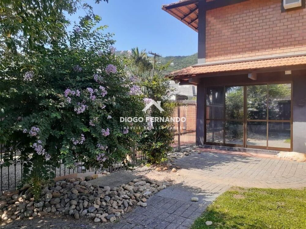 Casa à venda com 5 quartos, 550m² - Foto 3