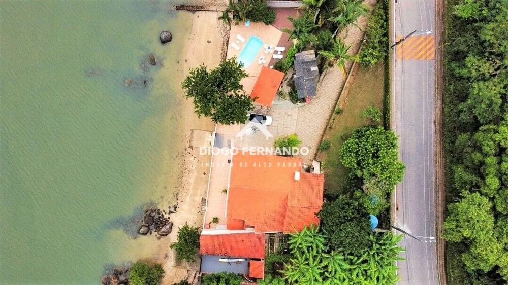 Casa, 6 quartos, 298 m² - Foto 4