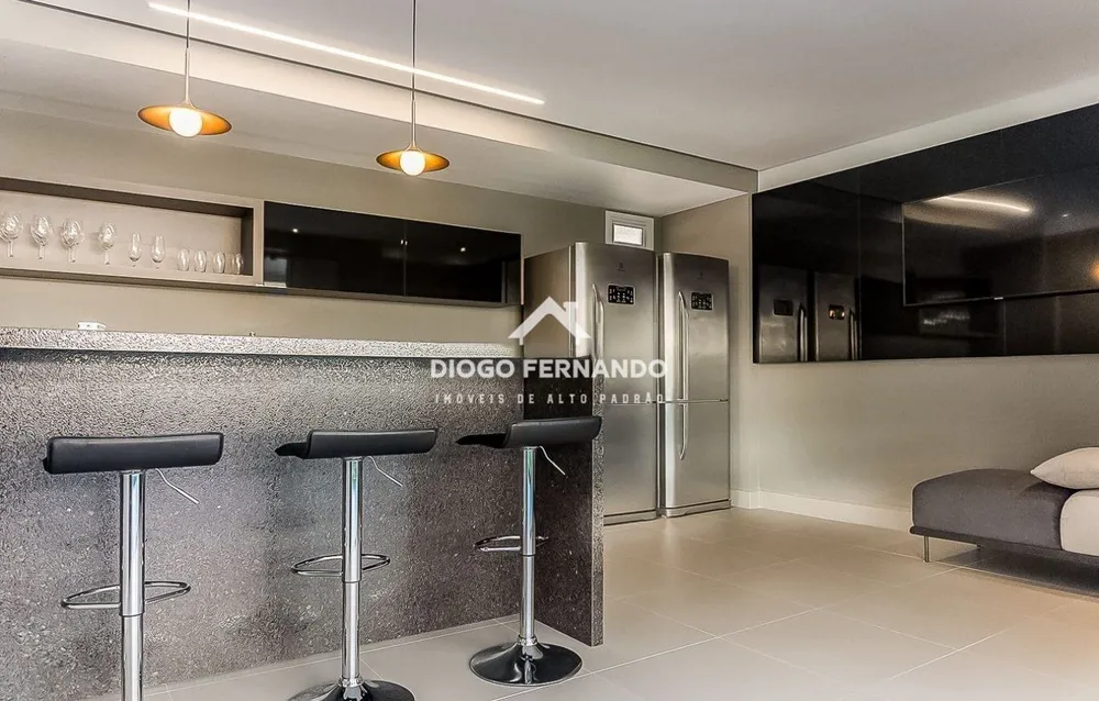 Cobertura, 3 quartos, 252 m² - Foto 3