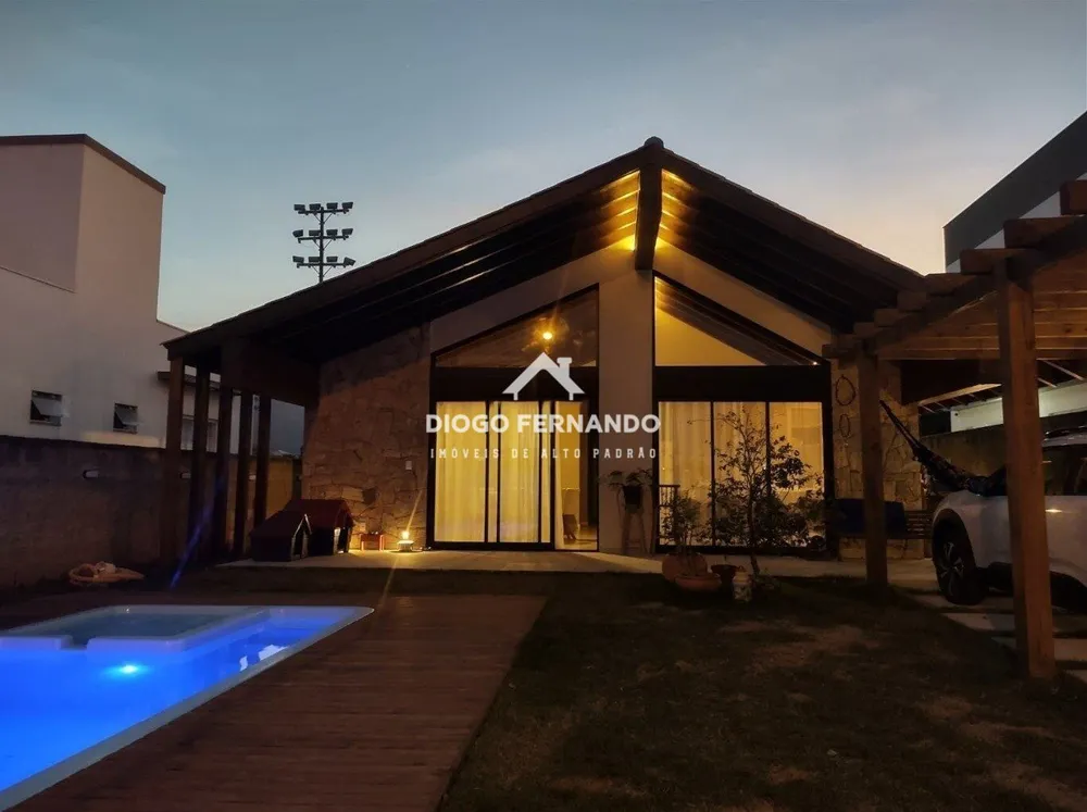 Casa, 3 quartos, 180 m² - Foto 1