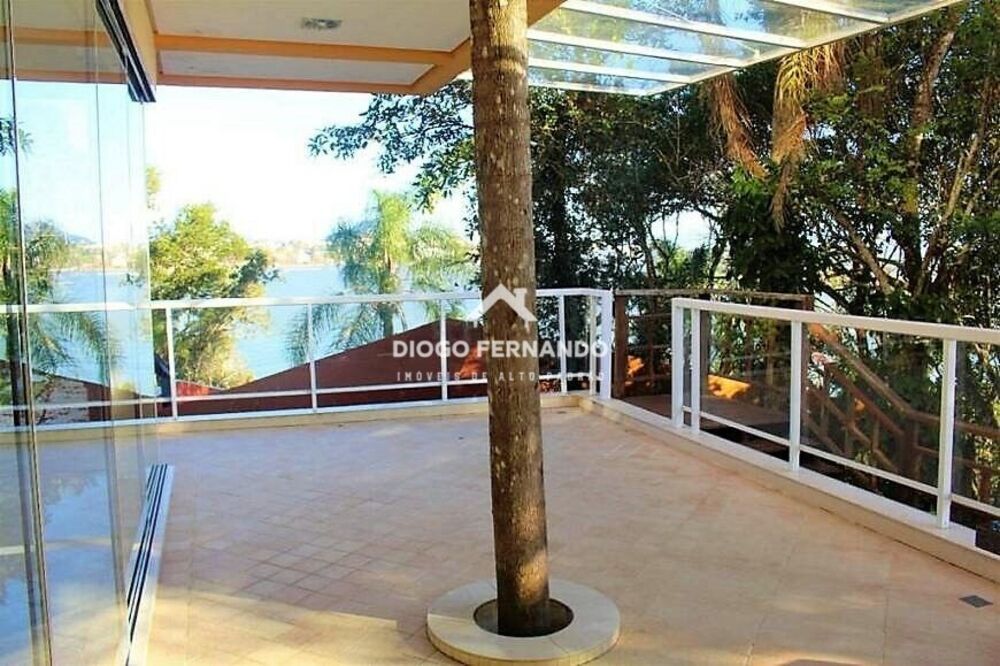 Casa à venda com 3 quartos, 1000m² - Foto 3