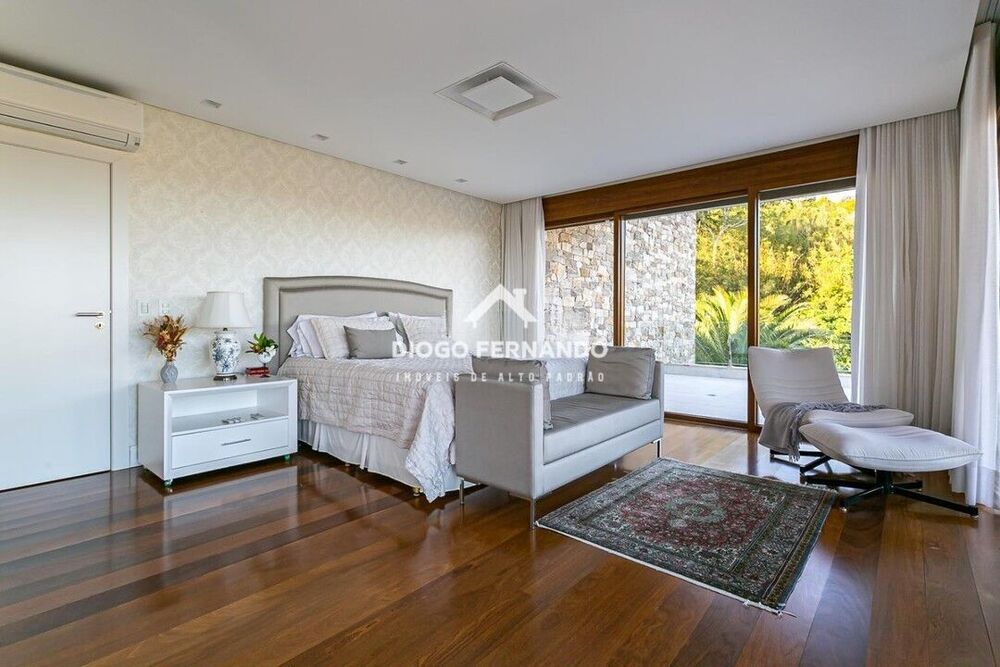 Casa de Condomínio à venda com 3 quartos, 751m² - Foto 5