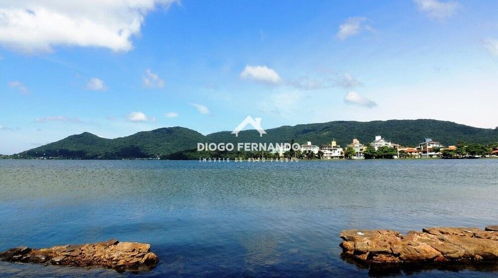 Casa de Condomínio à venda com 3 quartos, 751m² - Foto 10