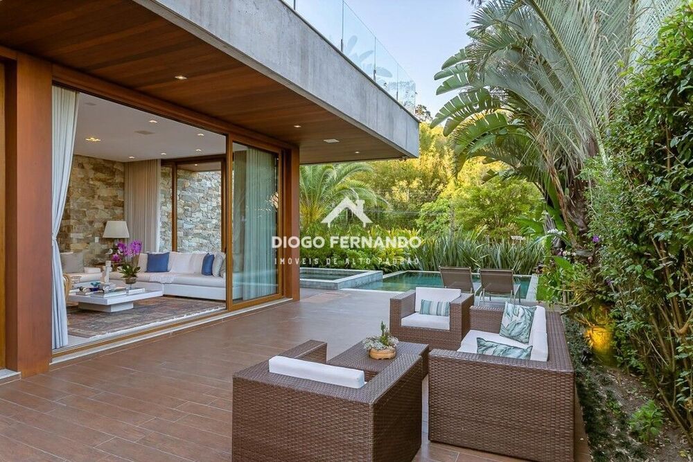 Casa de Condomínio à venda com 3 quartos, 751m² - Foto 3