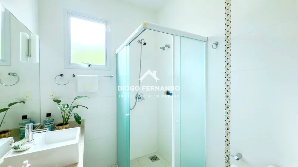 Casa, 5 quartos, 312 m² - Foto 1
