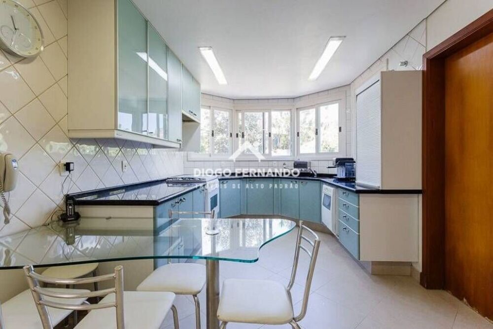 Casa de Condomínio à venda com 4 quartos, 343m² - Foto 8