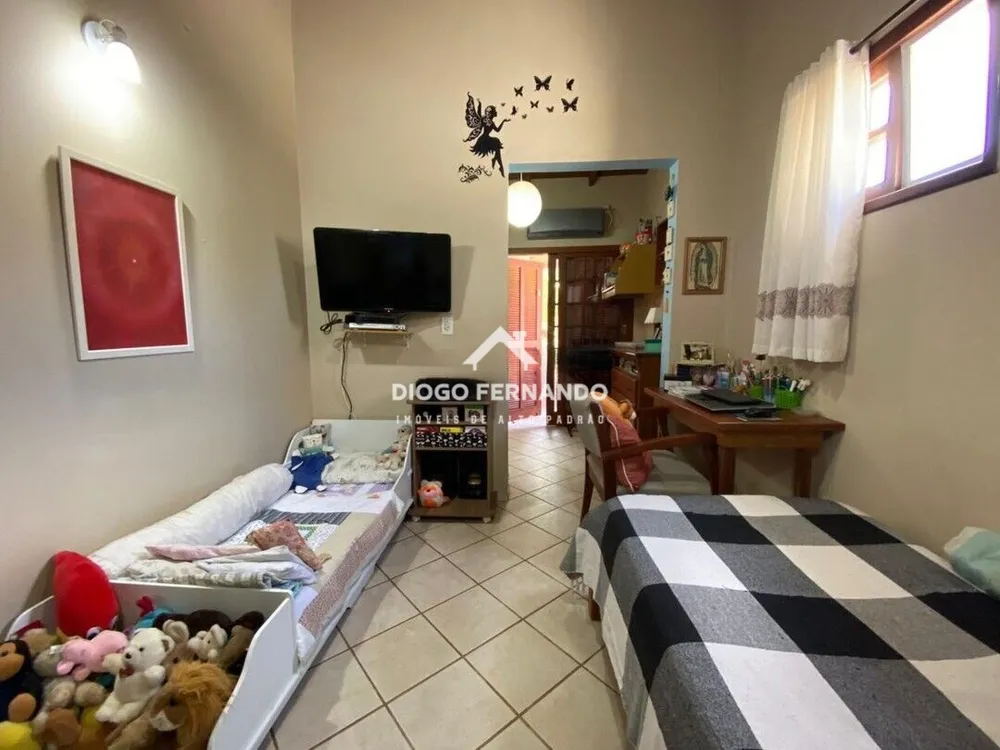 Casa, 4 quartos, 220 m² - Foto 4