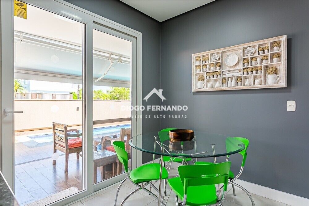 Casa à venda com 4 quartos, 436m² - Foto 9