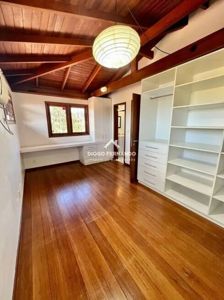 Casa, 3 quartos, 207 m² - Foto 3