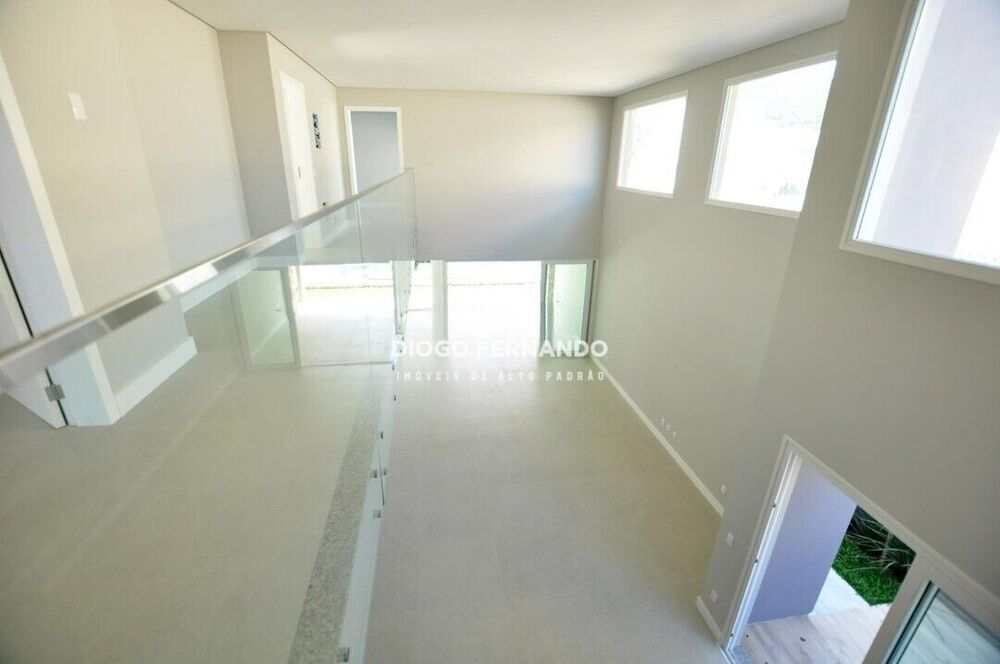 Casa de Condomínio à venda com 4 quartos, 390m² - Foto 6
