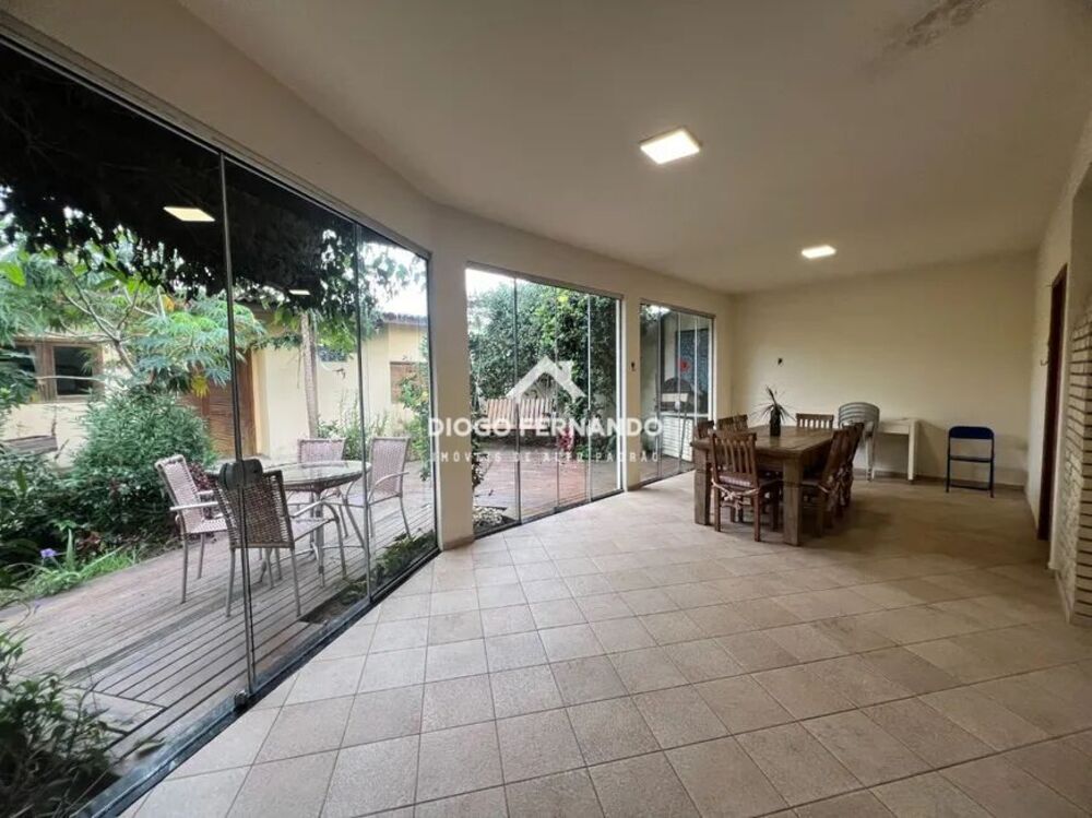 Casa, 4 quartos, 225 m² - Foto 6