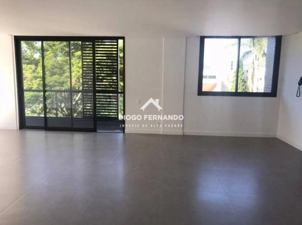 Apartamento, 3 quartos, 223 m² - Foto 1